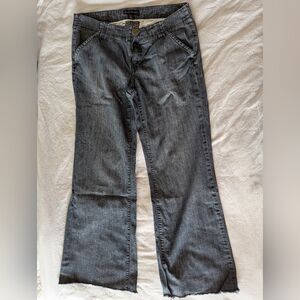 Banana Republic Lightweight Jeans Size 10
